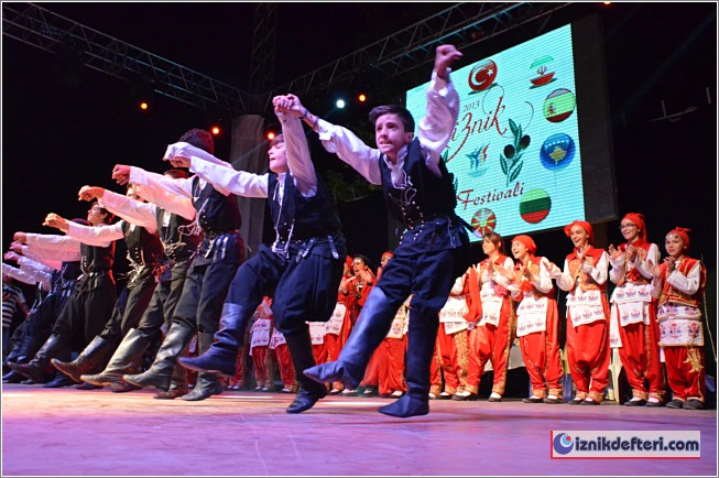 Festival, Kral ve Kraliçesini Seçti