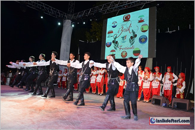 Festival, Kral ve Kraliçesini Seçti
