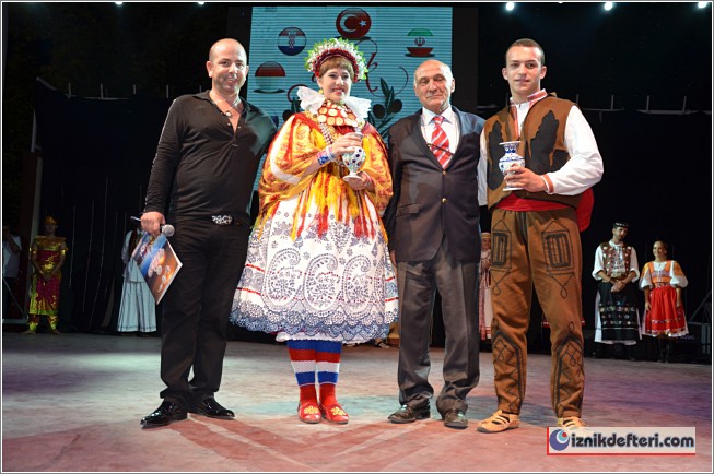 Festival, Kral ve Kraliçesini Seçti