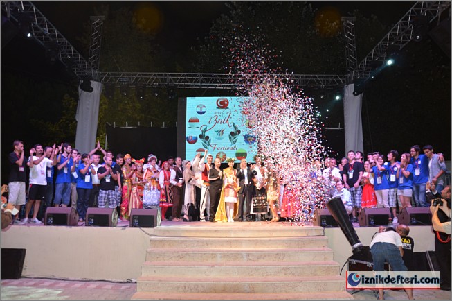 Festival, Kral ve Kraliçesini Seçti
