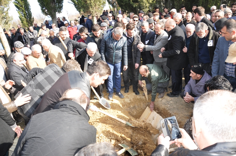 Köylü önderi Fevzi Kavuk son yolculuğuna uğurlandı