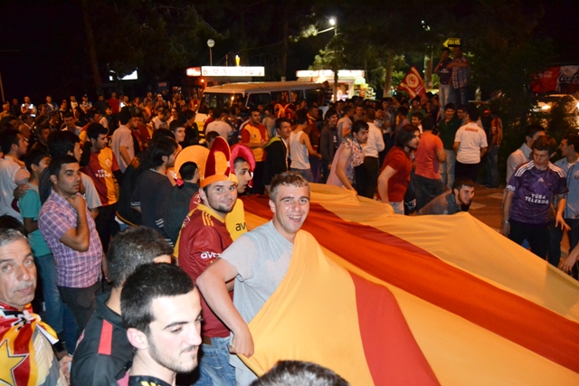 Galatasaraylıların Şampiyonluk Sevinci