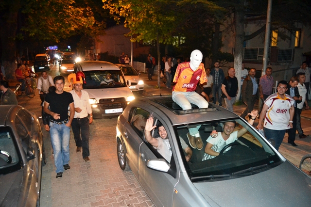 Galatasaraylıların Şampiyonluk Sevinci