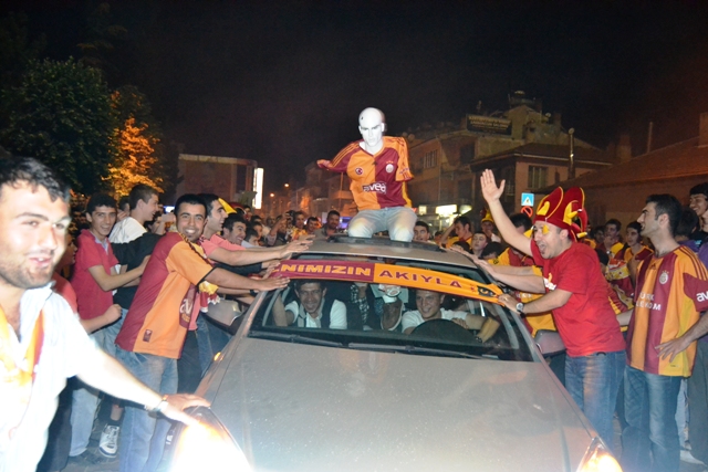 Galatasaraylıların Şampiyonluk Sevinci