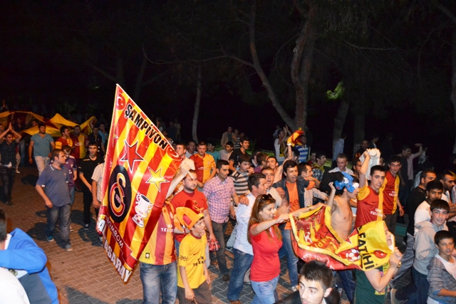 Galatasaraylıların Şampiyonluk Sevinci