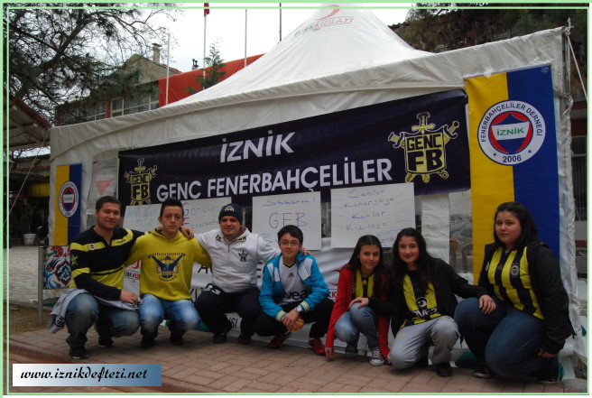 Genç Fenerbahçelilerden Anlamlı Destek