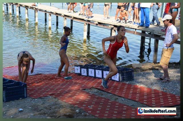 Genç ve Yıldızlar Biatlon&#39da Ter Döktü