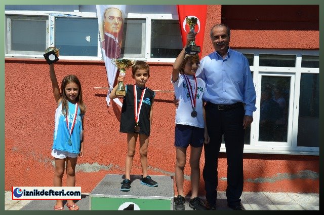 Genç ve Yıldızlar Biatlon&#39da Ter Döktü