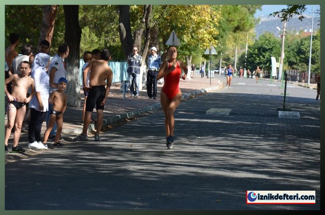 Genç ve Yıldızlar Biatlon&#39da Ter Döktü