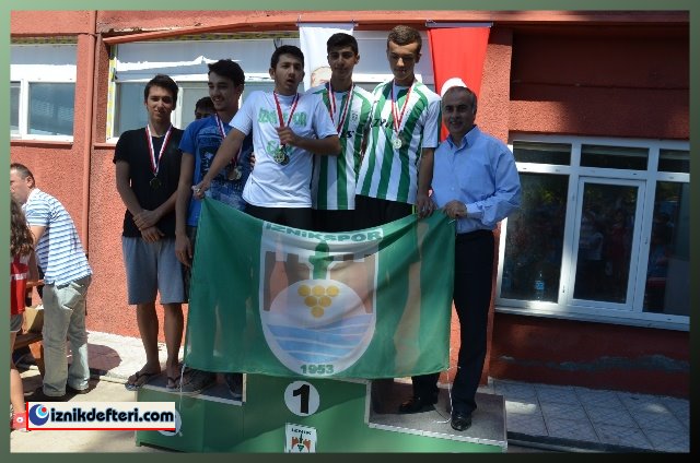 Genç ve Yıldızlar Biatlon&#39da Ter Döktü