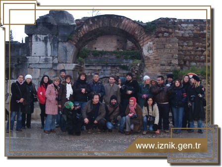 Gönüllüler İznik'i Karelere Taşıdı
