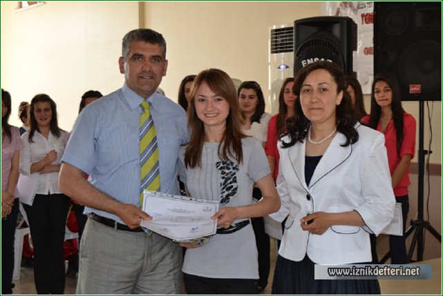 Halk Eğitim Kurs Sergileri Dikkat Çekiyor