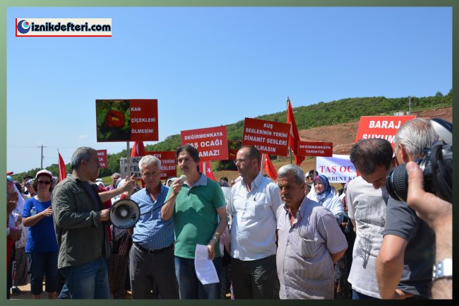 İki Köy Halkından Taş Ocağına Tepki Yürüyüşü