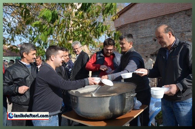 İlk Aşure Bal-Göç’ten Geldi