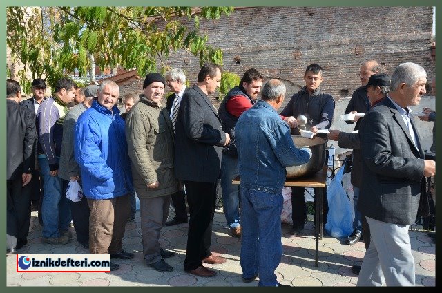 İlk Aşure Bal-Göç’ten Geldi