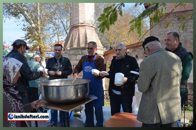 İlk Aşure Bal-Göç’ten Geldi