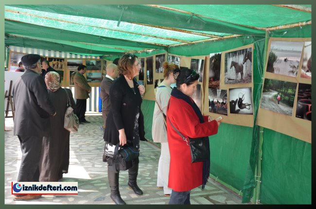 İZFAD’dan İznik’in Renkleri Sergisi Açıldı