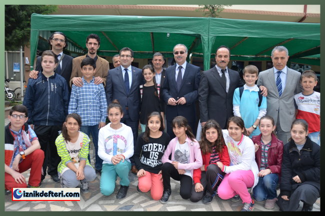 İZFAD’dan İznik’in Renkleri Sergisi Açıldı