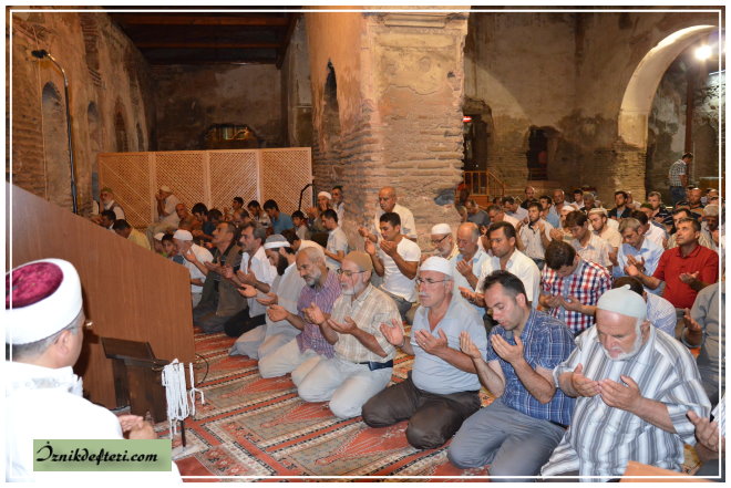 İznik Ayasofya'da 91 Yıl Sonra Teravih Heyecanı