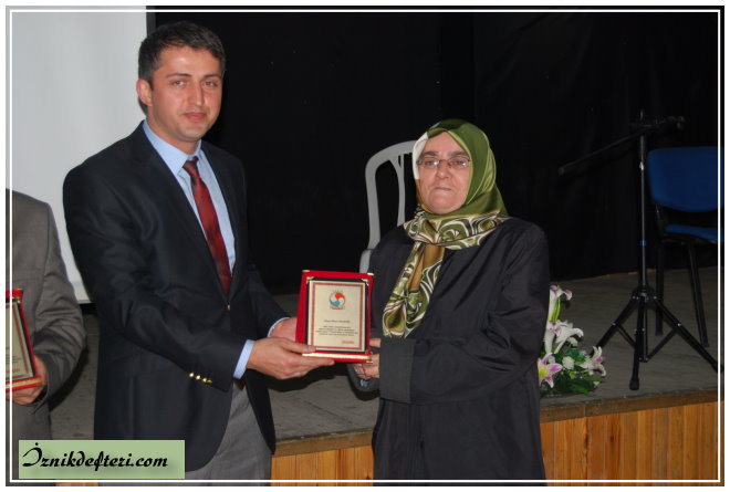 İznik Azimder’den Vehbi Vakkasoğlu Konferansı