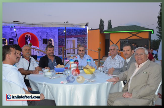 İznik Belediye Başkanından Mehteran’a İftar Yemeği