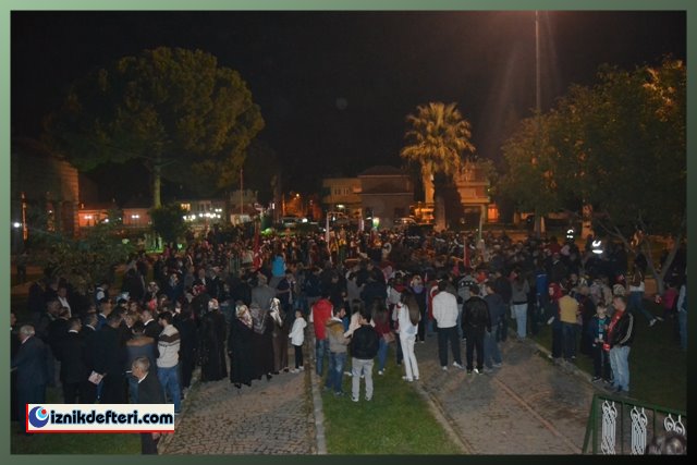 İznik, Cumhuriyet Yürüyüşünde Bir Oldu