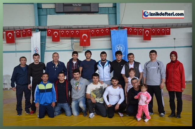 İznik, Deplasmanlı 1.Güreş Ligine Ev Sahipliği Yaptı.