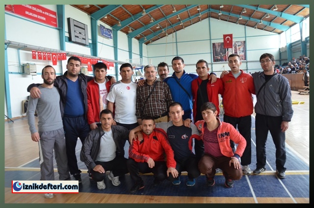 İznik, Deplasmanlı 1.Güreş Ligine Ev Sahipliği Yaptı.