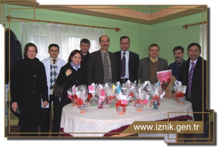 İznik Eml&#39den Öğretmenlere Yeni Yıl Jesti