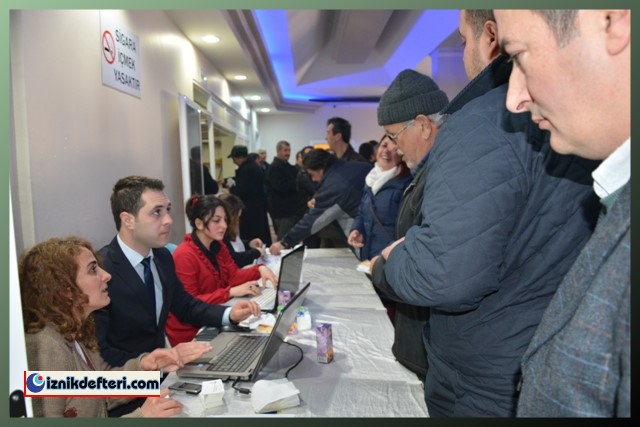 İznik Esnaf ve Sanatkarlar Odasında Kadir Akçaalan Ekibiyle Farka Koştu