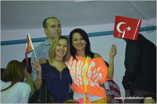 İznik, Fener Alayında Kendine Geldi