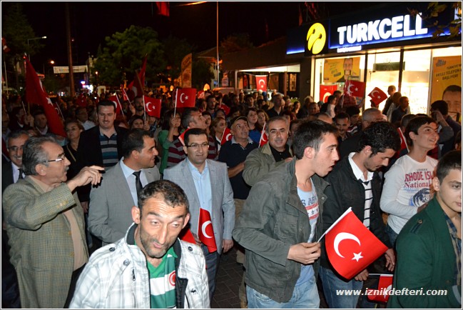 İznik, Fener Alayında Kendine Geldi
