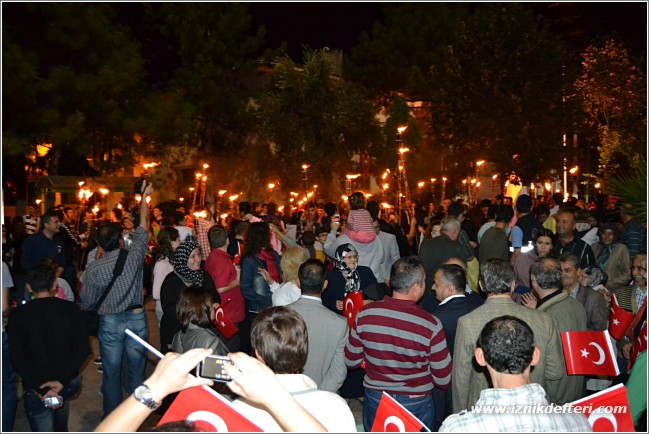 İznik, Fener Alayında Kendine Geldi