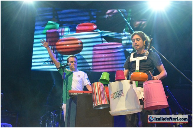 İznik Festivaline Mustafa Ceceli Damgasını Vurdu