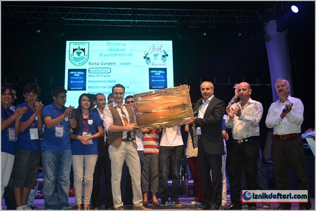 İznik Festivaline Mustafa Ceceli Damgasını Vurdu