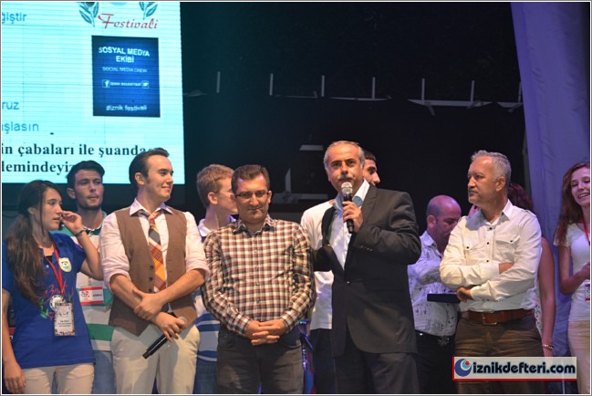 İznik Festivaline Mustafa Ceceli Damgasını Vurdu