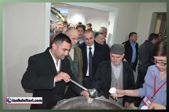 İznik Gençlik Meclisi Çanakkale Şehitlerini Unutmadı