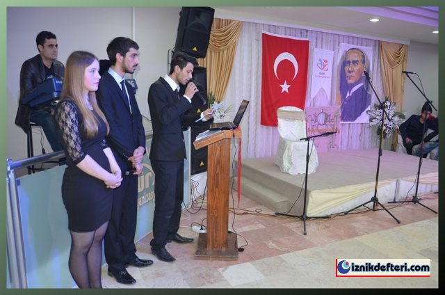 İznik Gençlik Meclisi Çanakkale Şehitlerini Unutmadı
