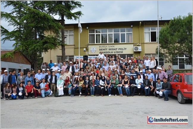 İznik Liseliler 60.Yılında Bir Araya Geldi
