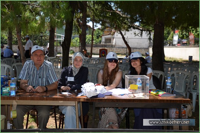 İznik Lisesi Mezunlar Gününde Duygulu Anlar