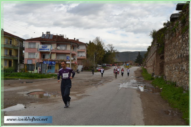 İznik ,Maratonda Bir İlki Başardı
