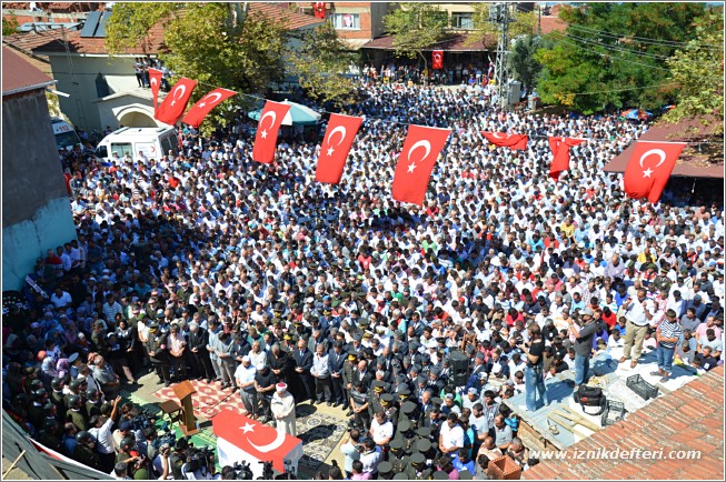 İznik Şehidini Uğurladı