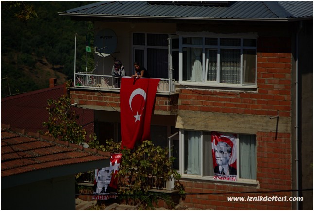 İznik Şehidini Uğurladı