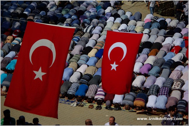 İznik Şehidini Uğurladı