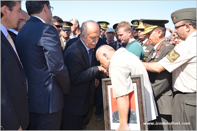 İznik Şehidini Uğurladı