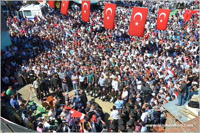 İznik Şehidini Uğurladı