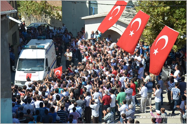 İznik Şehidini Uğurladı