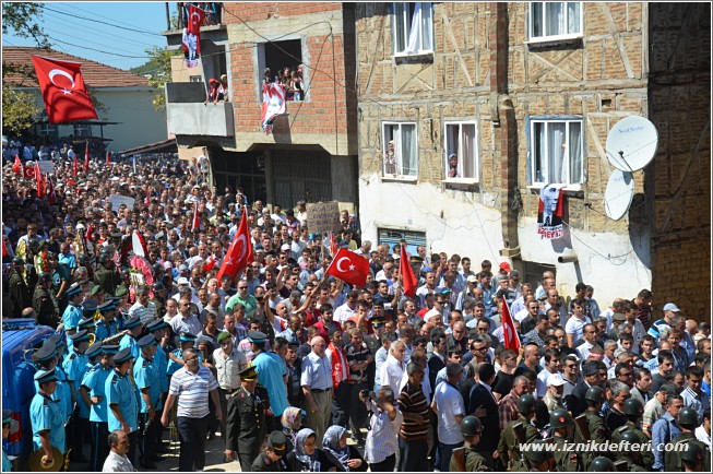 İznik Şehidini Uğurladı