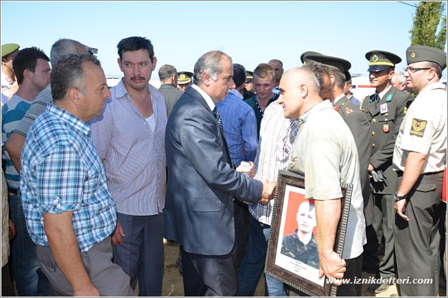 İznik Şehidini Uğurladı