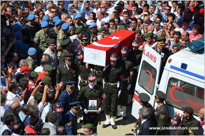 İznik Şehidini Uğurladı